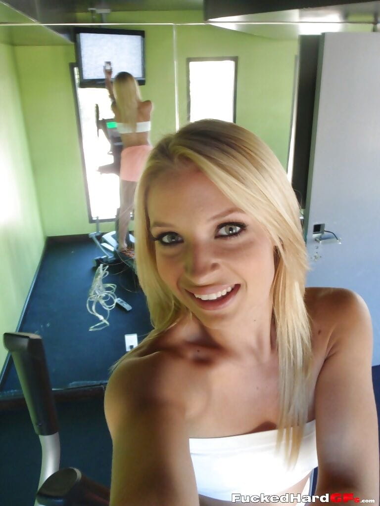Hot blonde teenager Alyssa taking sexy non nude self shots at home page 1