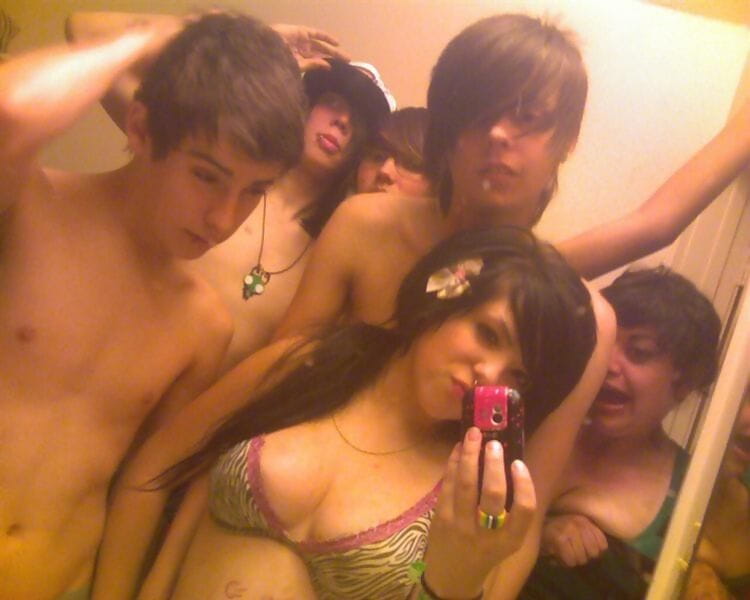 Pics of emo teen with guys - part 4828 page 1