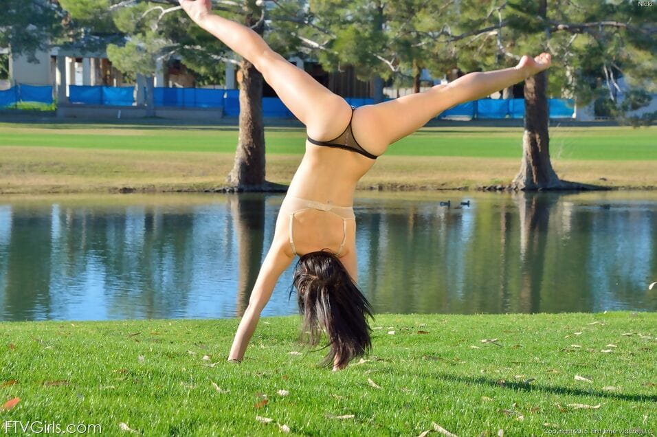 Flexible teen sports no panty upskirts before getting naked at a park page 1