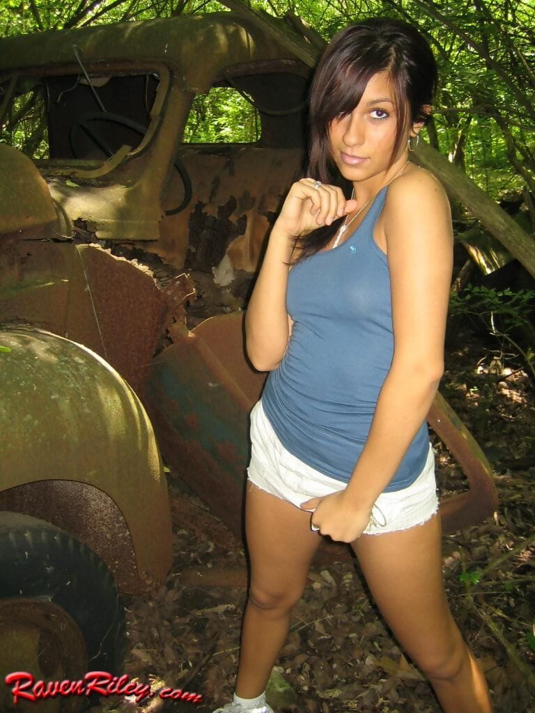 Hot teen strips in the woods - part 3894 page 1