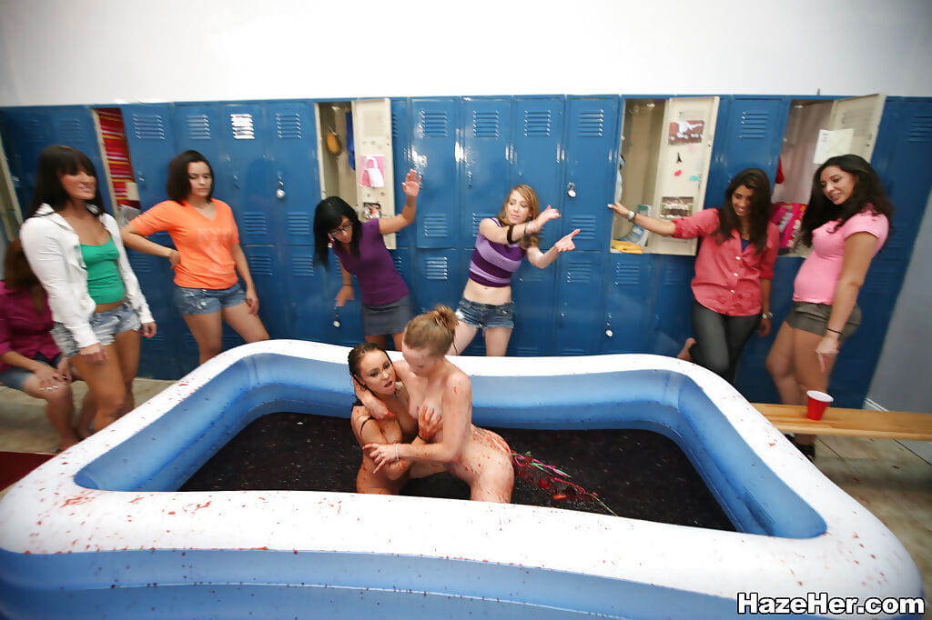 College catfighting orgy with new teens - part 4745 page 1